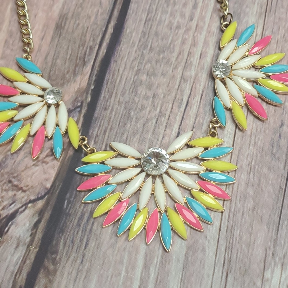 Statement Spring necklace